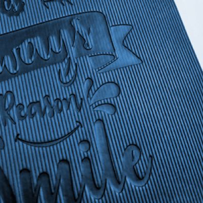 Нанесение логотипа методом тиснения