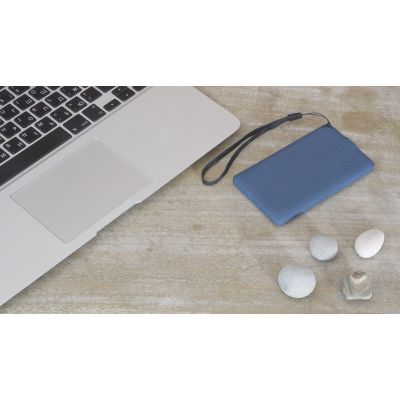 Зарядное устройство Камень с покрытием soft grip, 4000 mAh в подарочной коробке, темно-синий-1
