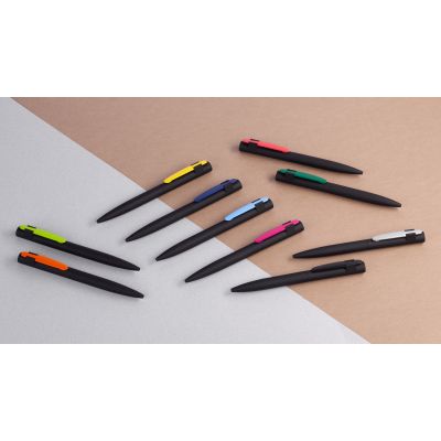 Ручка шариковая Lip, покрытие soft touch, черный-1