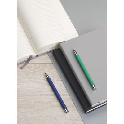 Ежедневник недатированный Милан, А5, покрытие soft touch, черный-2