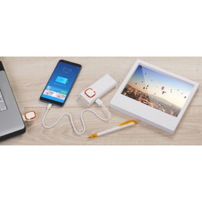 Флеш-карта 16 Гб с подсветкой логотипа, белый-2