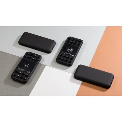 Беспроводное зарядное устройство Sticky SOFTTOUCH, 10000 mAh с подсветкой логотипа и присосками, черный-6