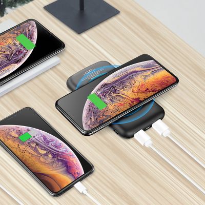 Беспроводное зарядное устройство Shine SOFTTOUCH, 8000 mAh с подсветкой логотипа и цифровым индикатором заряда, черный-3