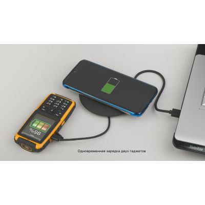 Настольное беспроводное зарядное устройство Light SOFTTOUCH с подсветкой логотипа, черный-4