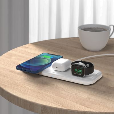 Настольная беспроводная (15W) зарядная станция Snow Board для смартфона, часов и наушников, белый-1
