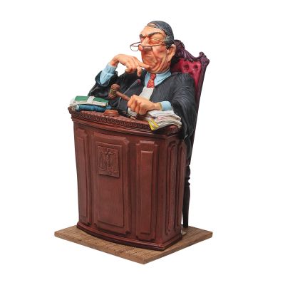 Скульптура Судья, -0