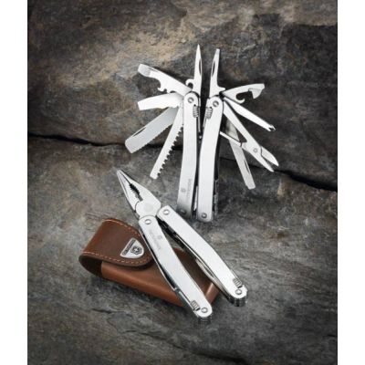 Мультитул SwissTool Spirit XC в кожаном чехле-2