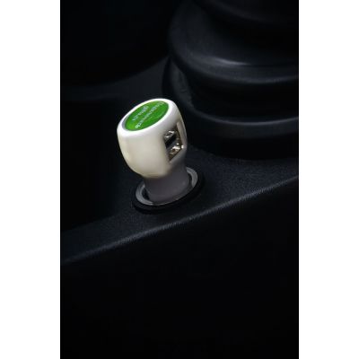 Автомобильное зарядное устройство с подсветкой Logocharger, черное-4