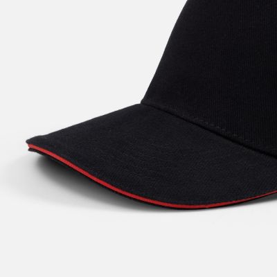 Бейсболка Classic 2.0, черная с красным кантом-1