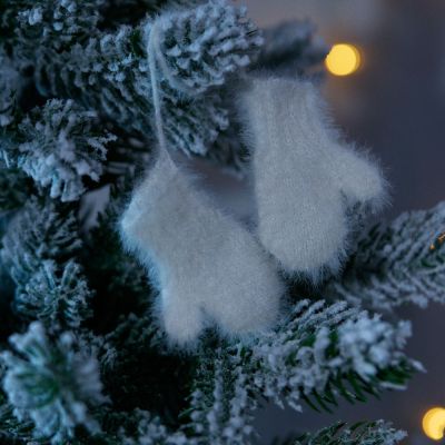 Подвеска на елку «Вьюжка», варежки, белая-2