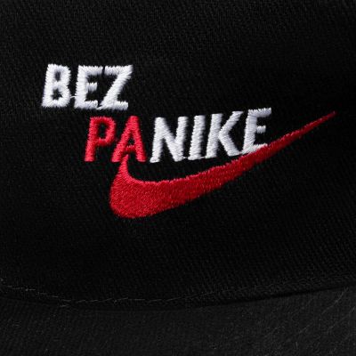 Бейсболка Bez Panike, черная-2