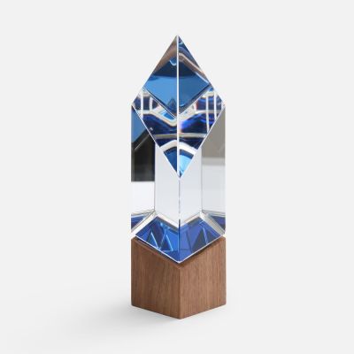 Стела Vincero-0