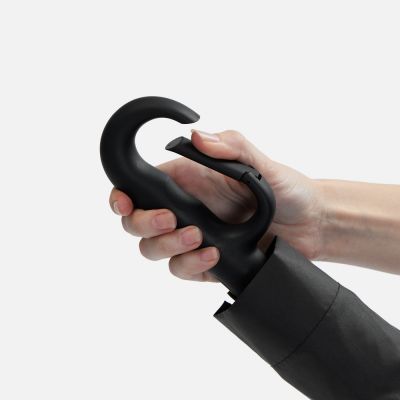 Зонт обратного сложения inLoop с ручкой-карабином, черный-7