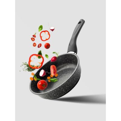 Сковорода литая Qualita, вок-4