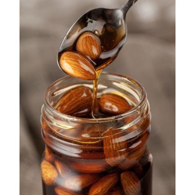 Мед цветочный Bee To Bear, с миндалем-1