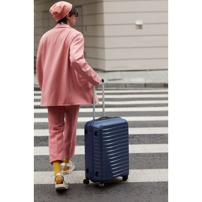 Чемодан Lightweight Luggage M, синий-6