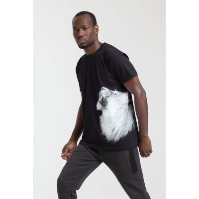 Футболка Like a Lion, черная-1