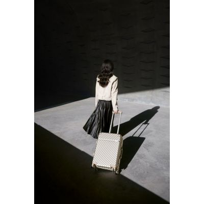 Чемодан Aluminum Frame PC Luggage V1, золотистый-11