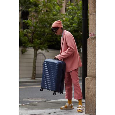 Чемодан Lightweight Luggage M, синий-5