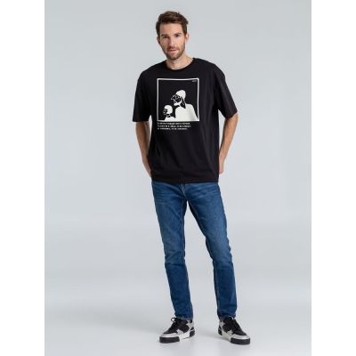 Футболка оверсайз «Леон», черная-1