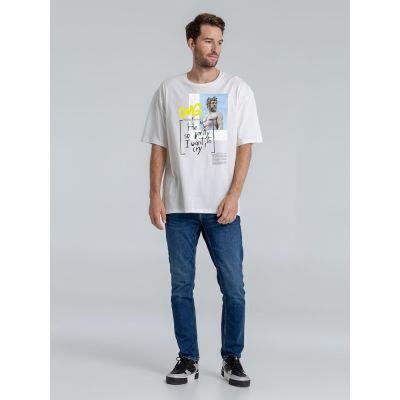 Футболка оверсайз «He is So Pretty. Нептун», белая-2