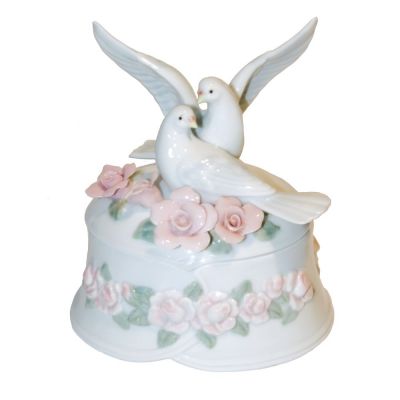 Шкатулка «Голуби»-0