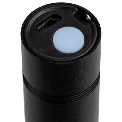 Фонарик аккумуляторный с фокусировкой луча Kirk, черный-3