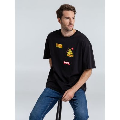 Футболка оверсайз с термонаклейками Cautions, черная-1