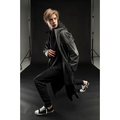 Макинтош R3, черный-0