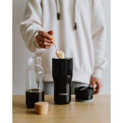 Термостакан Tumbler 470, вакуумный, черный-7