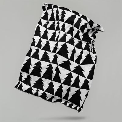 Плед «Танцующий лес», белый с черным-6