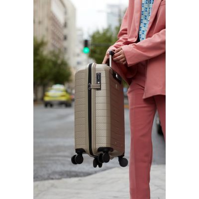 Чемодан Lightweight Luggage S, бежевый-4