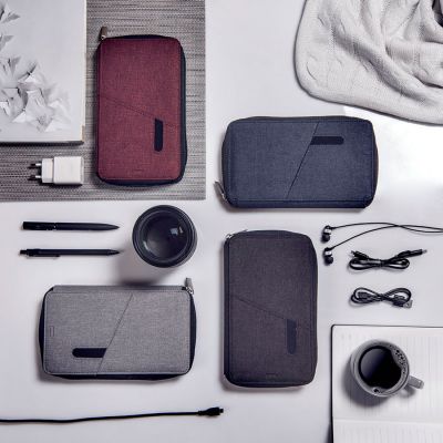 Органайзер дорожный с зарядным устройством PORTABLE (4000mAh), бордовый-6