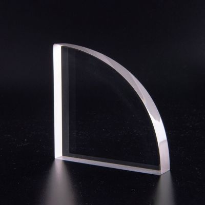 Награда SEGMENT в подарочной коробке, прямые грани матовые, дуга с фаской, 140х140х25 мм, акрил, прозрачный-0