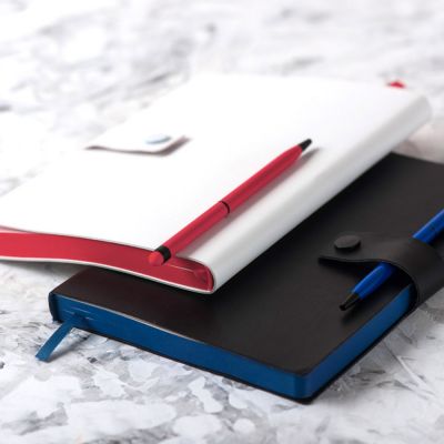 Ежедневник недатированный Stellar, А5, черный, кремовый блок  в линейку, с желтым обрезом, черный, желтый-10