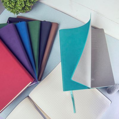 Бизнес-блокнот BIGGY, B5 формат, серый, серый форзац, мягкая обложка, в клетку-7