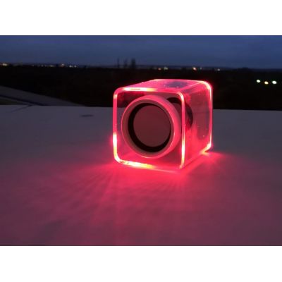 Портативная колонка Xoopar модель iLO Speaker STEREO 10 Вт, белый-14