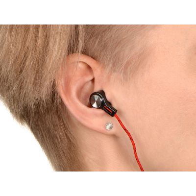 Набор с наушниками и зарядным кабелем 3-в-1 In motion, красный-5