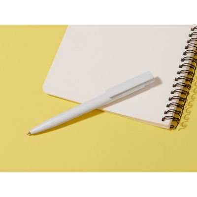 Ручка шариковая Recycled Pet Pen Pro Ocean из океанского пластика, белая-4