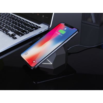 Док-станция Geo Dock с быстрой беспроводной зарядкой, черный с белой подсветкой. XOOPAR (P)-12