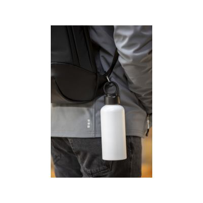 Trinity бутылка для воды из переработанного алюминия, сертифицированного согласно RCS, объемом 600 мл, с крышкой из переработ - Белый-5