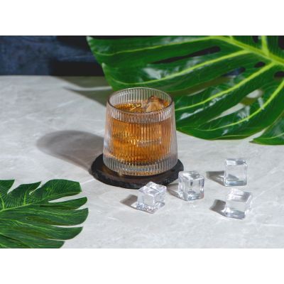 Вращающийся бокал для виски на сланцевом костере Ventura-2