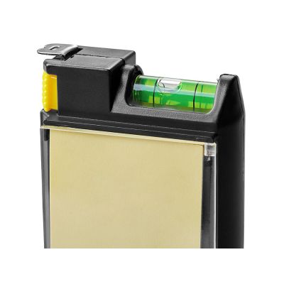 Рулетка на 2 м с уровнем и блоком для записей Nerd-7