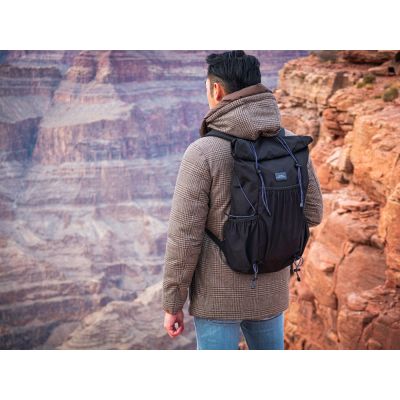 Легкий складывающийся рюкзак-мессенджер Venturer Eco, черный-10