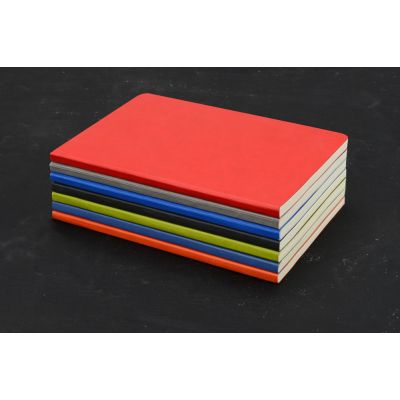 Блокнот Wispy линованный в мягкой обложке, красный-1