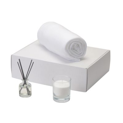 Подарочный набор White light 2.0 с пледом, диффузором, насыпной свечой-0