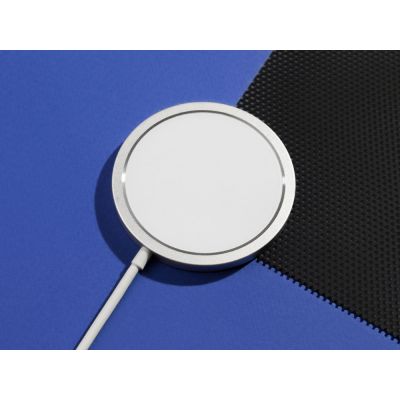 Беспроводное зарядное устройство Rombica NEO Magneto-4