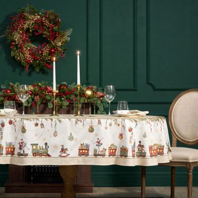 СКАТЕРТЬ  ОВАЛЬНАЯ  