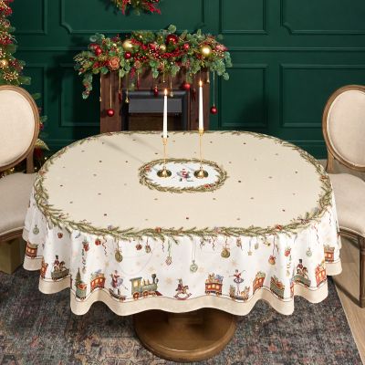 СКАТЕРТЬ  ОВАЛЬНАЯ  