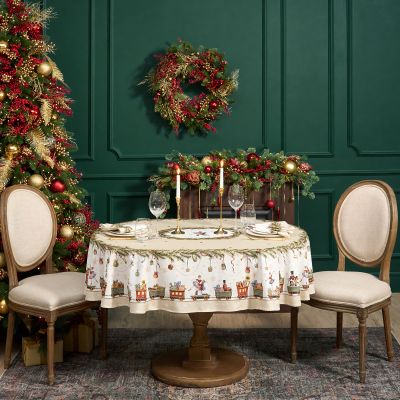 СКАТЕРТЬ  ОВАЛЬНАЯ  